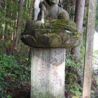 上里見橋場の地蔵尊