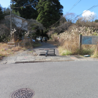 駒形神社を過ぎると旧街道の入口があります。