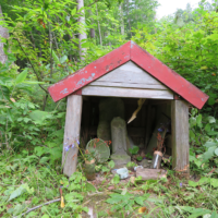 路傍の地蔵(衣川林道)