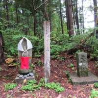 第十九番(文久元年建立の千手観音と丁塚石)