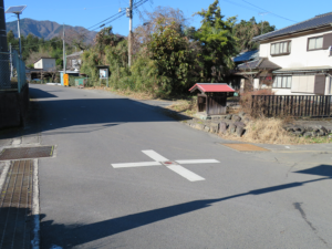 海底地蔵尊の四つ辻