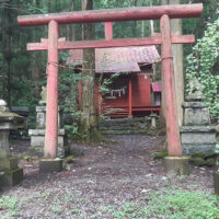 新山神社社殿