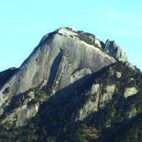 七五岳