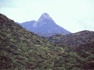 民話の山・七五岳