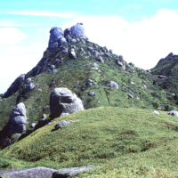 栗生岳から翁岳