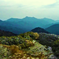 楠川前岳、愛子岳、三野岳遠望