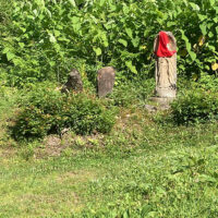 「賽の神」地蔵尊と百万遍供養塔