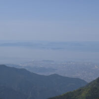 四阪島の向こうにしまなみ海道