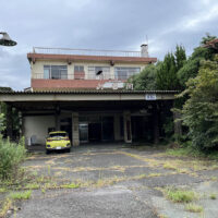 漱石が「二百十日」を起稿した宿 、ホテル山王閣、今は廃館となり記念碑が残る