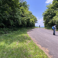 車道になっている朴ノ木峠