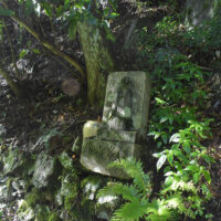 道端の石仏