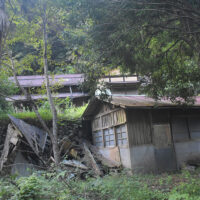 西の川集落の廃屋