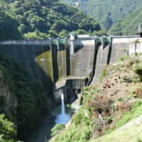 大峰歩道橋から見た二瀬ダム