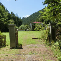 旧上中尾小学校
