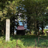 米沢市内舘山にある勝軍地蔵堂