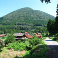 この右手あたりに茶屋があったとか