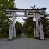 一の鳥居前からの山頂