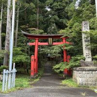 巌鬼山神社