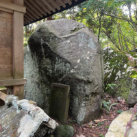 大石神社のご神体